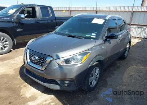 2018 Nissan Kicks S z USA, uszkodzony, nr VIN 3N1CP5CU4JL506071